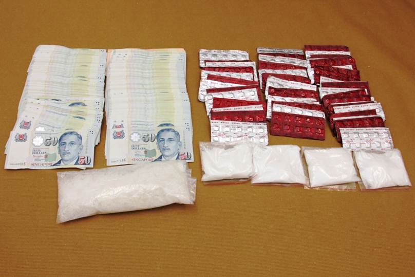 ‘Ice’, Erimin-5 and cash seized in CNB operation at Balestier on 21 September 2015.