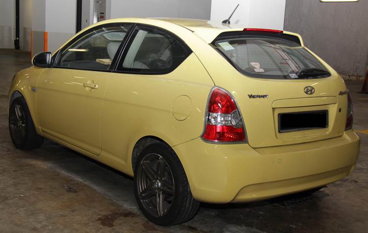 Photo 1: Car seized in CNB operation on 20 July 2015