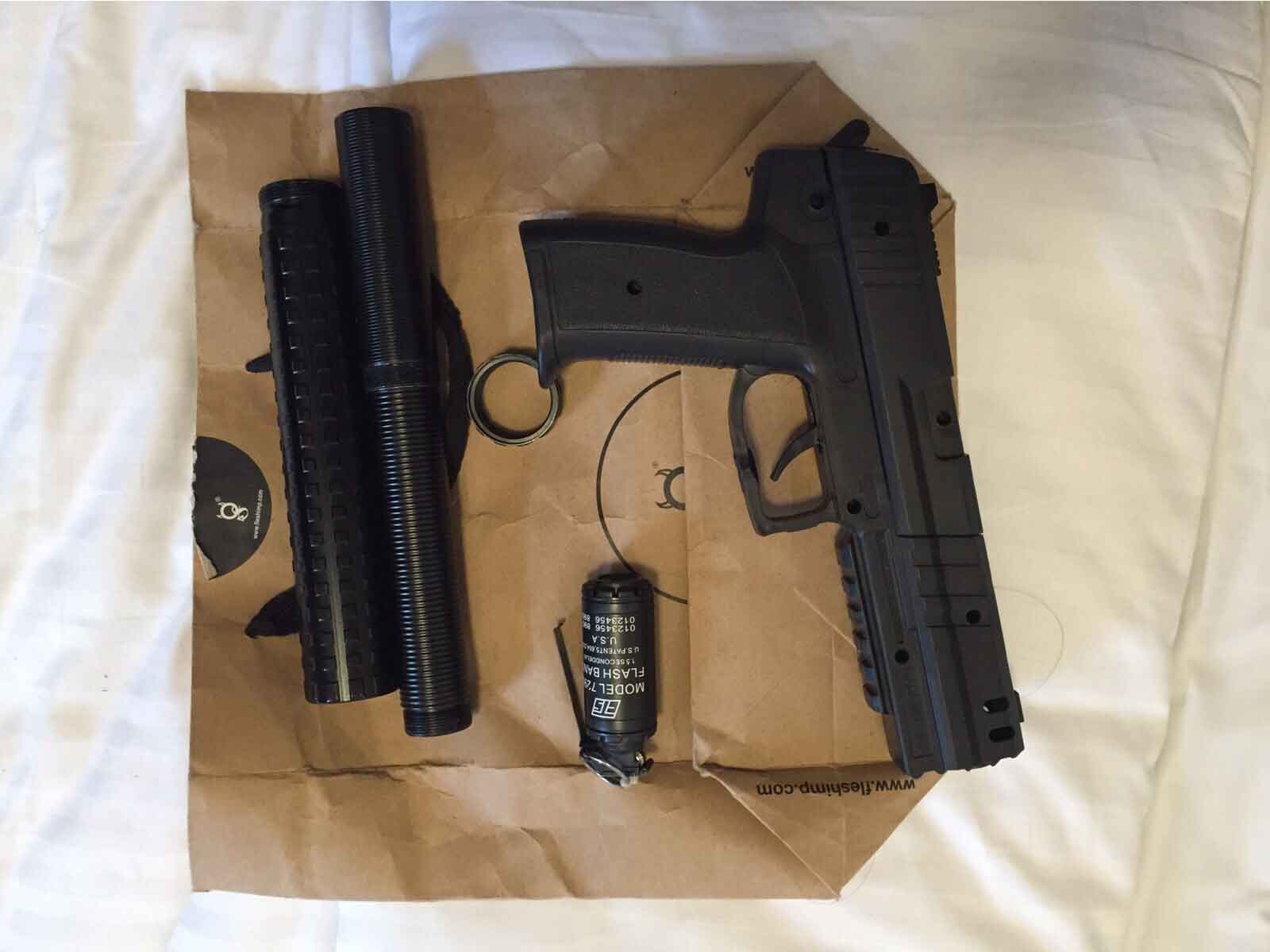Photo-2: Replica gun recovered in CNB operation at Orange Grove on 29 Oct 2015.