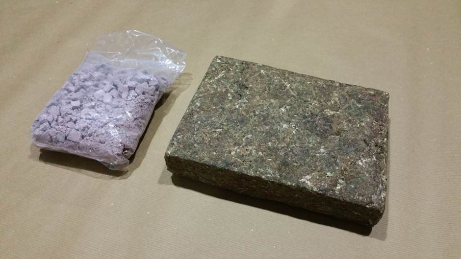 Heroin and cannabis seized at Woodlands Checkpoint on 19 Dec 2015