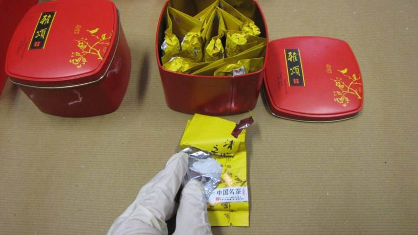 Photo 2: Close-up view of ‘Ice’ seized in CNB operation at Compassvale on 3 August 2015 Photo 2: Close-up view of ‘Ice’ seized in CNB operation at Compassvale on 3 August 2015