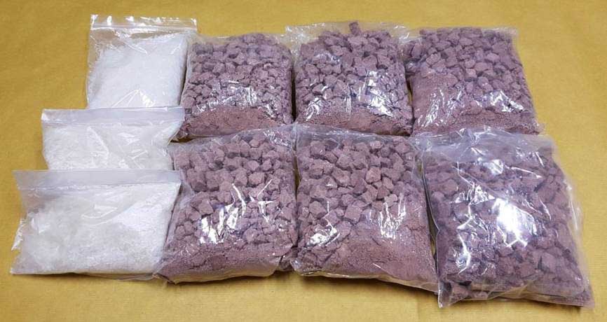 Heroin and ‘Ice’ seized at Woodlands checkpoint on 25 April 2016