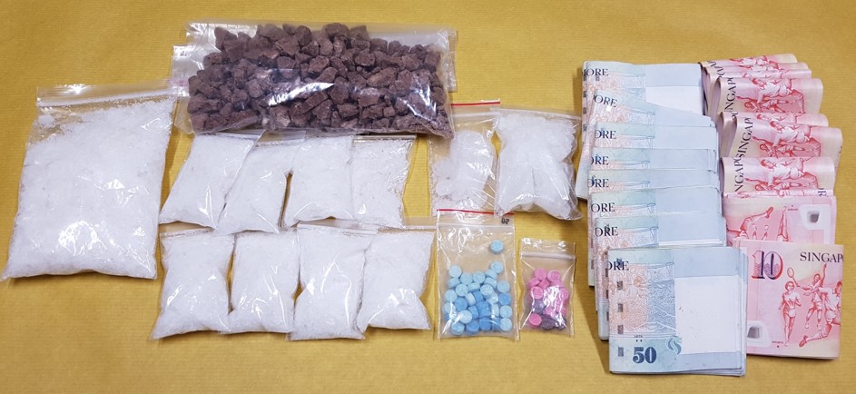 Drugs and cash seized in CNB operation on 6 Oct 2017