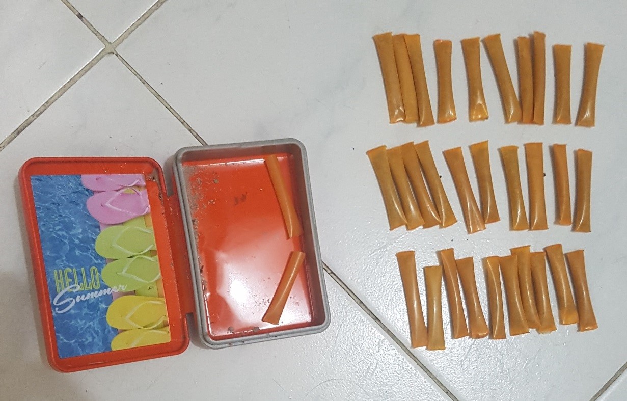 Photo-1: Straws of heroin seized during CNB’s island-wide operation from 30 March to 6 April 2018