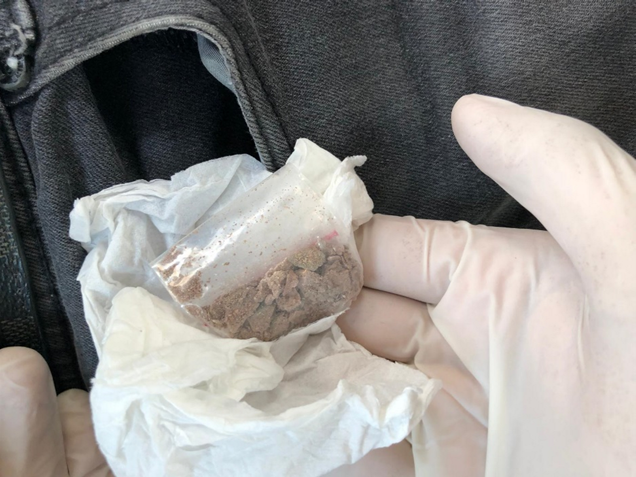 Photo-1 (CNB): Small packet of heroin recovered from 52-year-old suspected drug abuser in CNB operation on 17 September 2018.