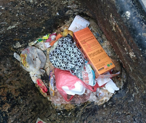 Photo-2 (CNB): View of rubbish bin, in which drugs were thrown into, in CNB operation on 17 September 2018.