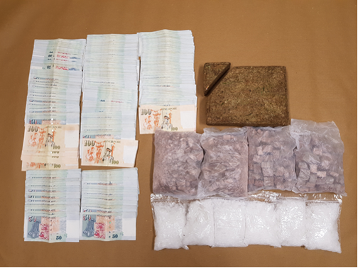 Photo-2 (CNB): Heroin, ‘Ice’, cannabis and cash seized in CNB operation on 16 April 2018.