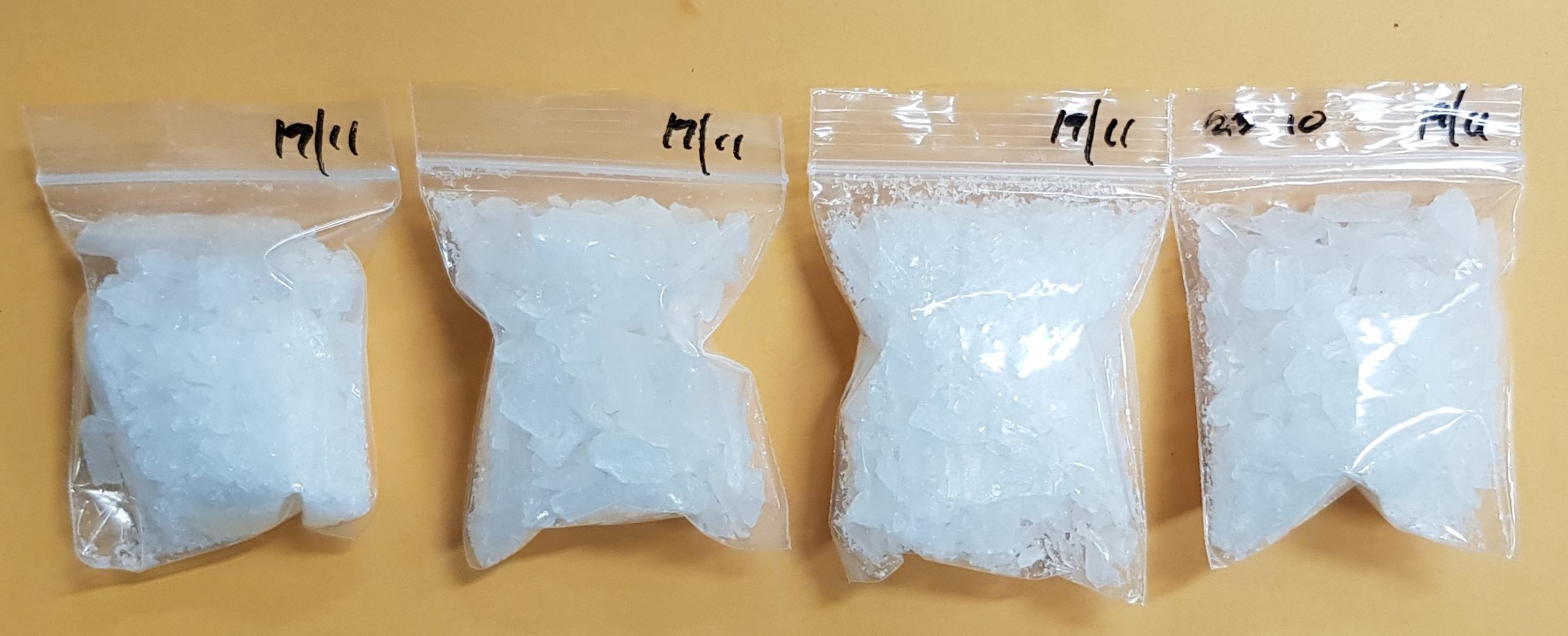 Photo-1 (CNB): ‘Ice’ seized in CNB raid on a unit in the vicinity of Yishun Avenue 11 on 20 November 2019. Photo-1 (CNB): ‘Ice’ seized in CNB raid on a unit in the vicinity of Yishun Avenue 11 on 20 November 2019.