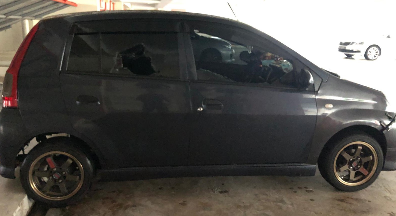 Car in which about 267g of ‘Ice’ was found within, in CNB operation on 11 February 2020.