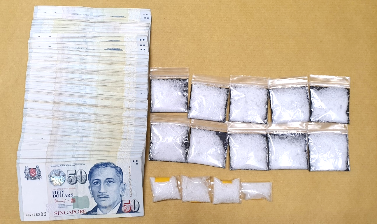 Cash and some of the drugs seized by CNB on 18 June 2020  at vicinity of Marne Road